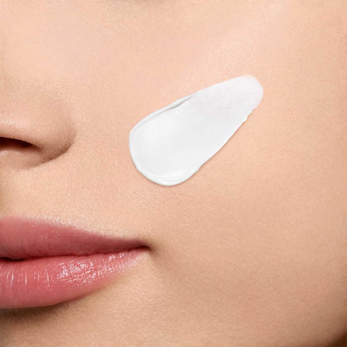 HYDRA ESSENTIEL CREMA HIDRATANTE SPF15 50 ML