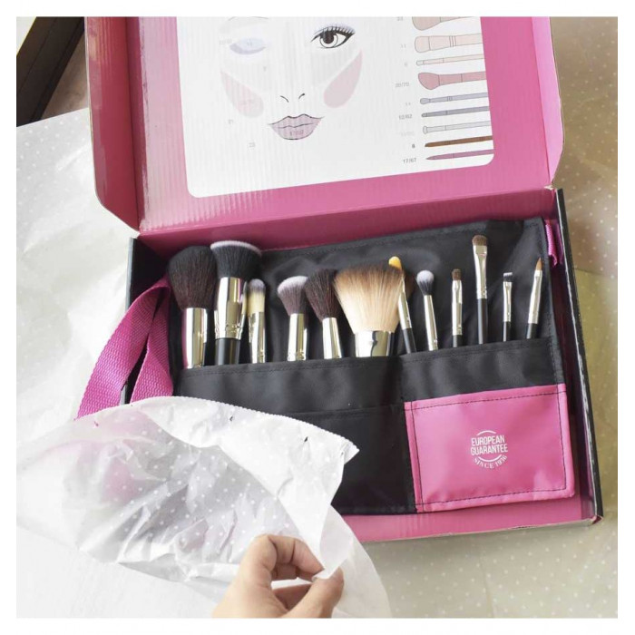 PROFESSIONAL MAKEUP LOTE 13 PZ