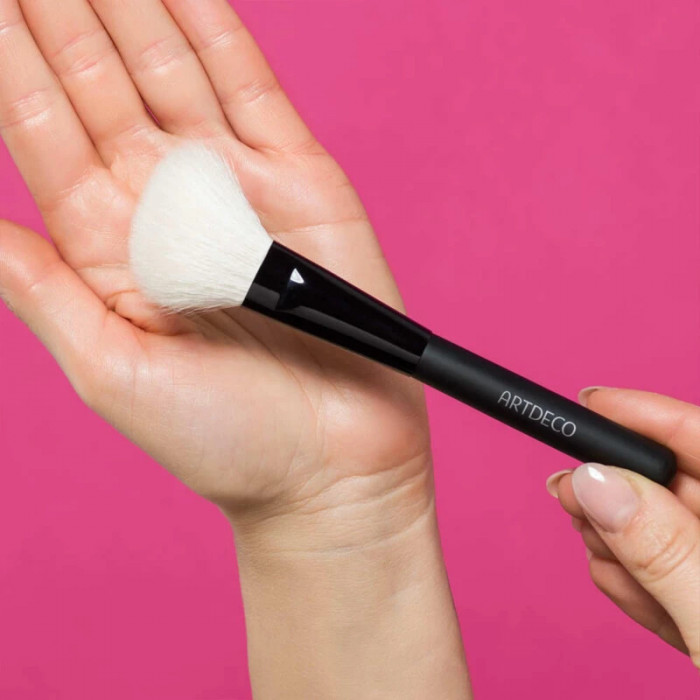 PREMIUM BLUSHER BRUSH 1 U