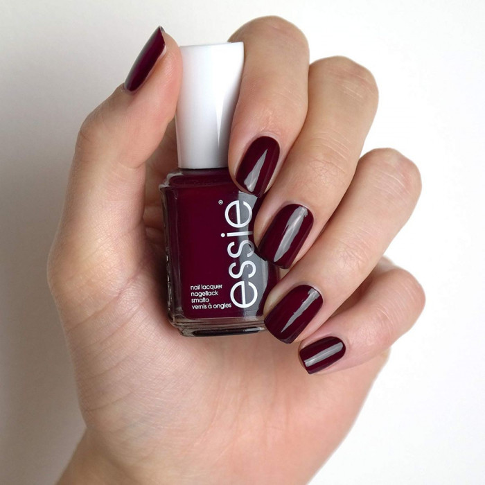ESSIE NAIL LACQUER 049-WICKED 13,5 ML