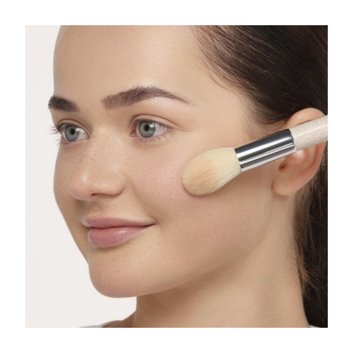 MULTI POWDER BRUSH 1 U